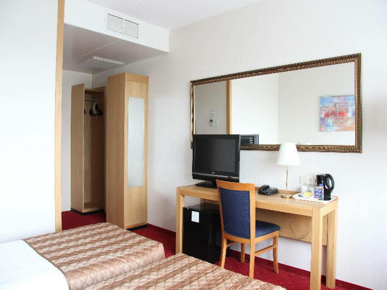 Bastion Hotel Rotterdam Alexander Luaran gambar